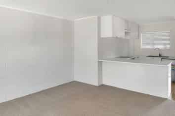 3/15 Queen Mary Avenue, New Lynn