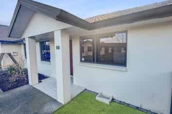 2/31 Te Aute Road, Havelock North