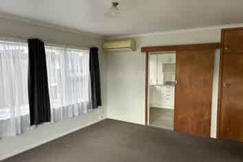 4 Cranwell Place, Hillcrest