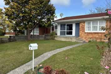 4 Cranwell Place, Hillcrest