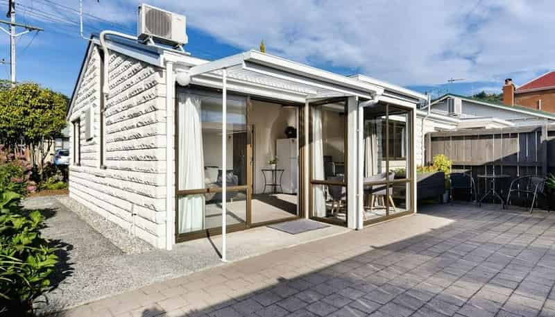 19B Rutherford Street, Caversham
