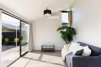 19B Rutherford Street, Caversham