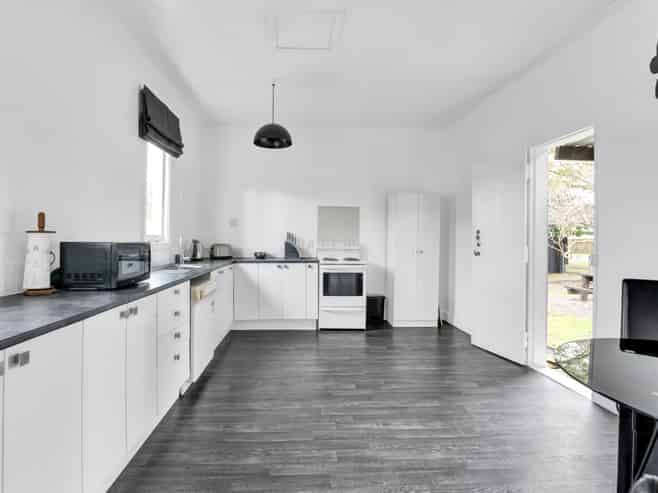 Taranaki - Address withheld
