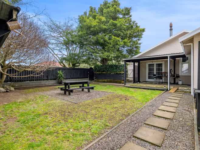 Taranaki - Address withheld