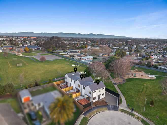 2/15 Tralee Place, Bishopdale