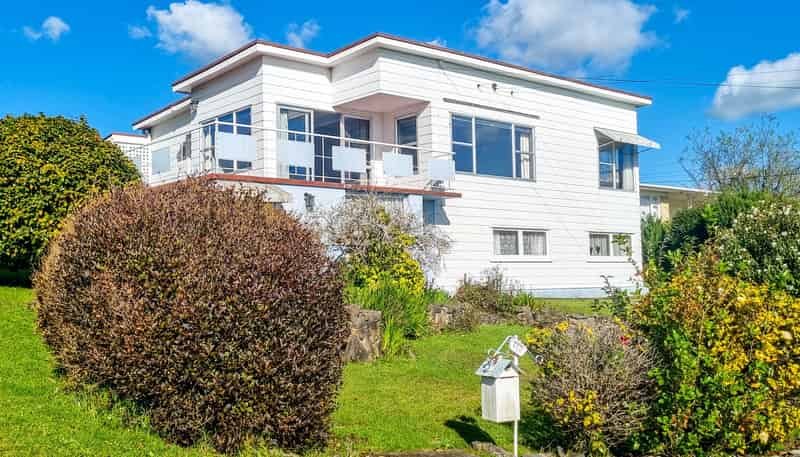 112 Mount Sea Road, Thames