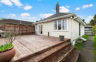 1416 Dominion Road, Mount Albert
