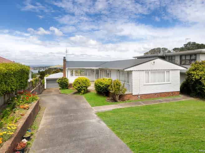 198 Hillsborough Road, Hillsborough