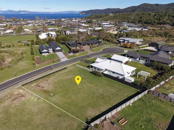 6 Pukatea Lane, Kinloch