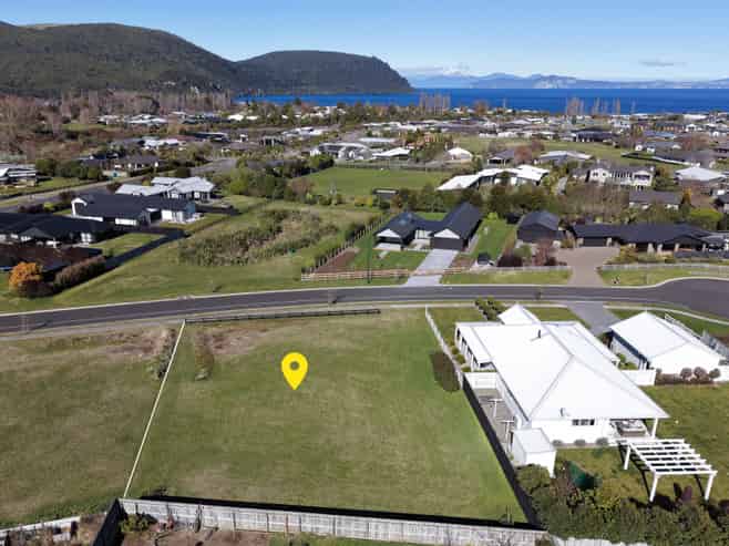 6 Pukatea Lane, Kinloch
