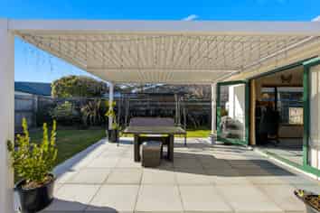 57 Balmoral Drive, Hilltop