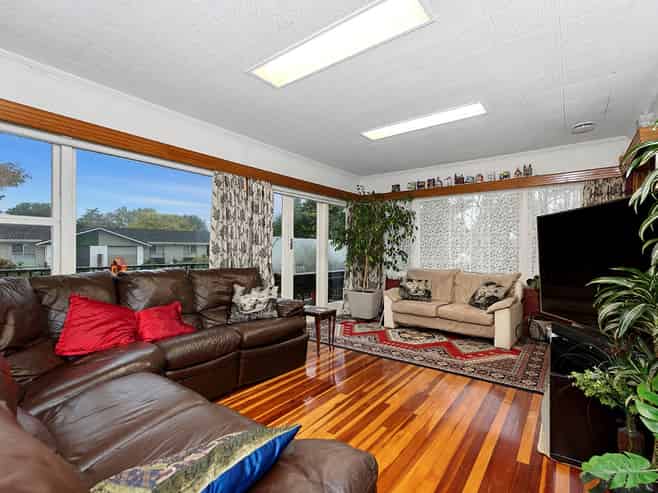 2 Coldwell Place, Chartwell