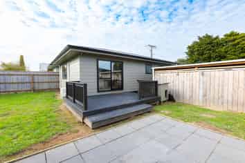 15 Hall Street, Woodville