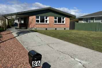86 Hall Street, Hokitika