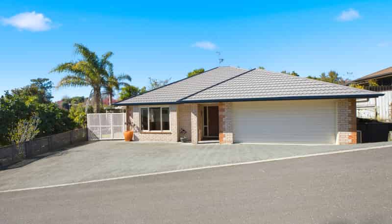 18 Bateleur Close, Welcome Bay