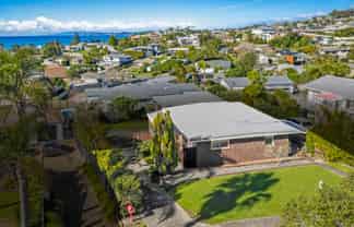 1/20 Halldene Terrace, Red Beach