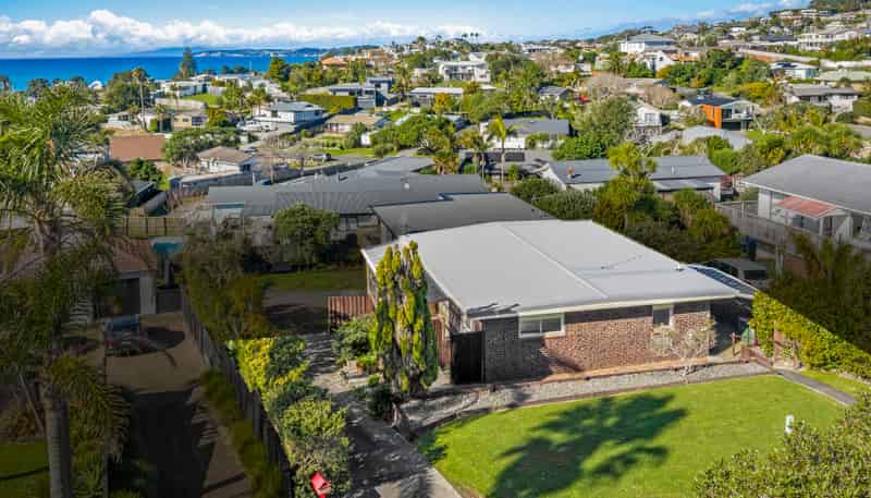 1/20 Halldene Terrace, Red Beach