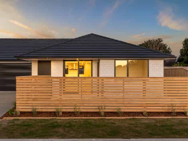 11 Catherine Lane, LEVIN