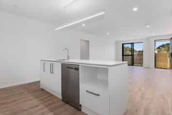 11 Catherine Lane, LEVIN