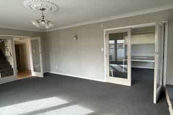 9B/13 Darvel, Riccarton