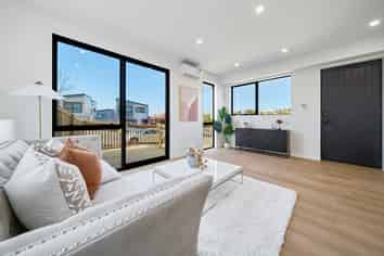 Lot 2/1 Tableau Place, Totara Vale