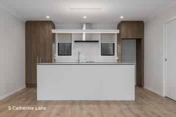 5 Catherine Lane, LEVIN