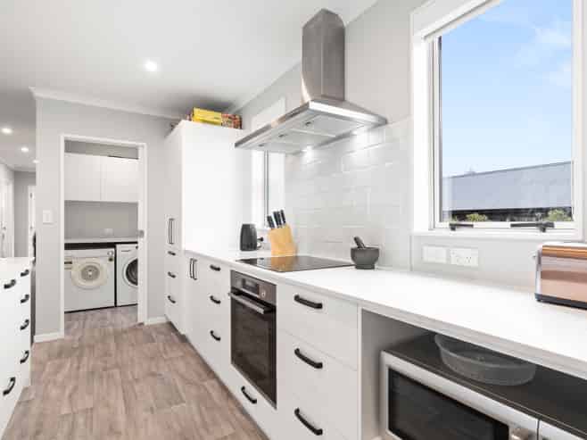 19C Madison Street, Carterton