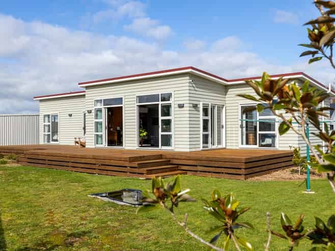 19C Madison Street, Carterton