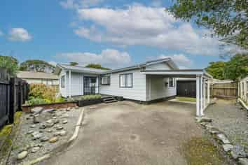 8A Pukeko Street , Paraparaumu