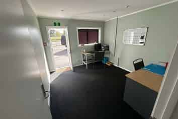 High Profile Small Workshop/Warehouse