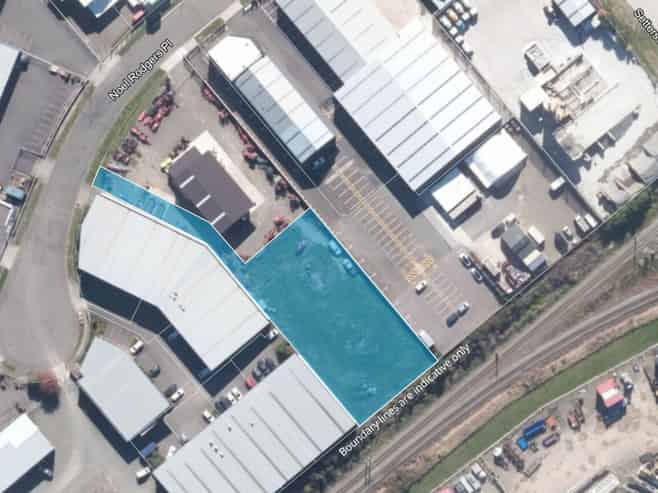 Secure Industrial Yard in Kelvin Grove