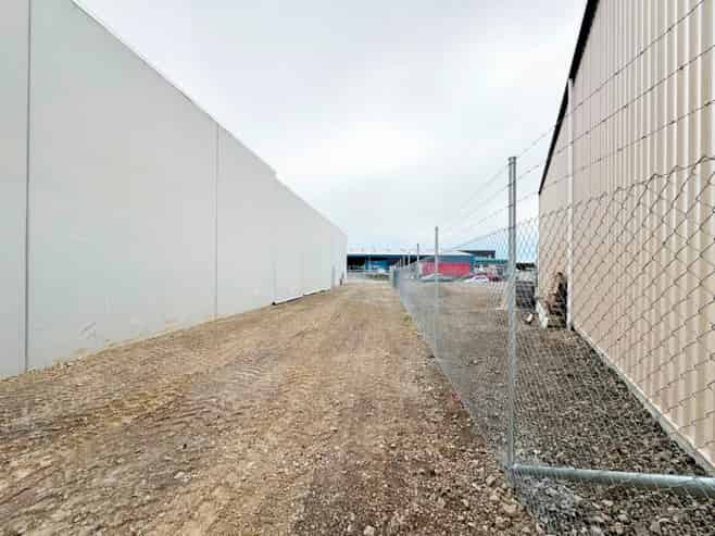 Secure Industrial Yard in Kelvin Grove