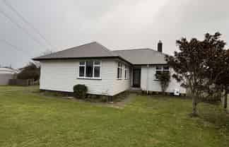 4 Sutton Place, Hawera