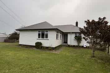 4 Sutton Place, Hawera