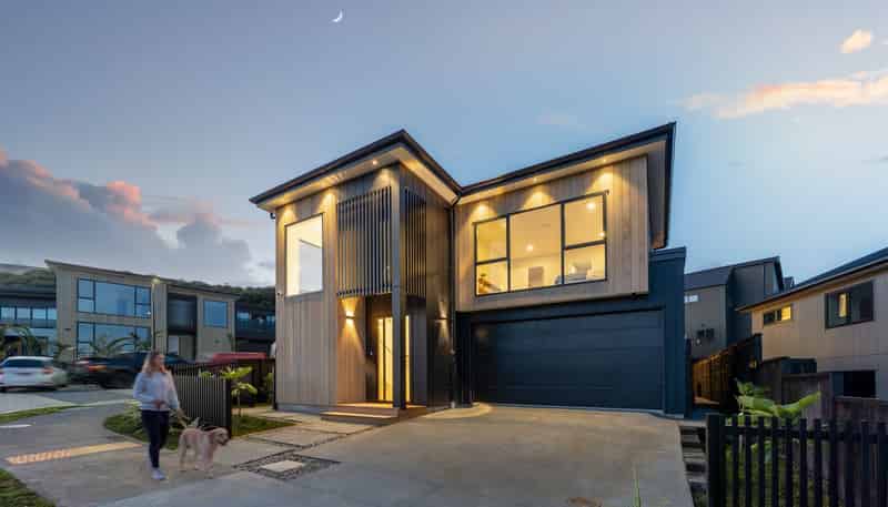2 Humenga Place, Long Bay