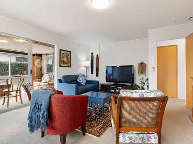 1/35A Pine Avenue, Bader