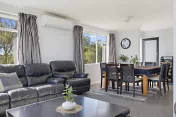 77 Marshall Avenue, Richmond Heights