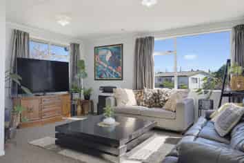 77 Marshall Avenue, Richmond Heights