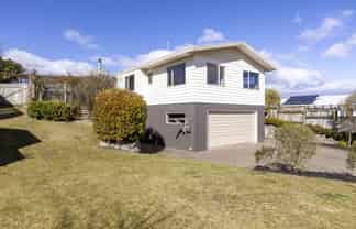 97 Lakewood Drive, Nukuhau