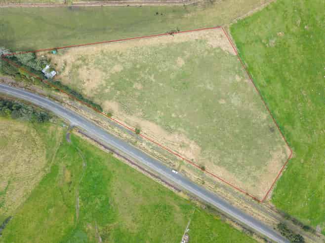 90 Station Road, Dargaville
