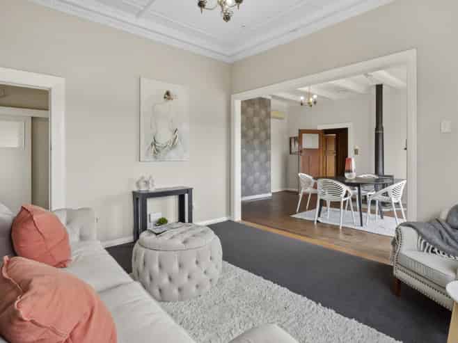 32 Adderley Terrace, Ravensbourne