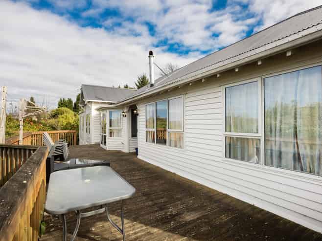 32 Adderley Terrace, Ravensbourne