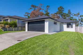 21 Kawariki Road, Helensville