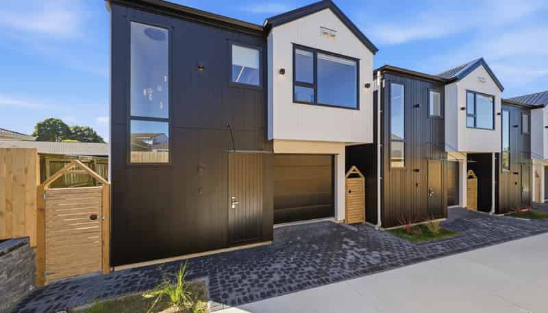31 Booralee Avenue, Botany Downs