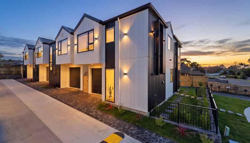 31 Booralee Avenue, Botany Downs
