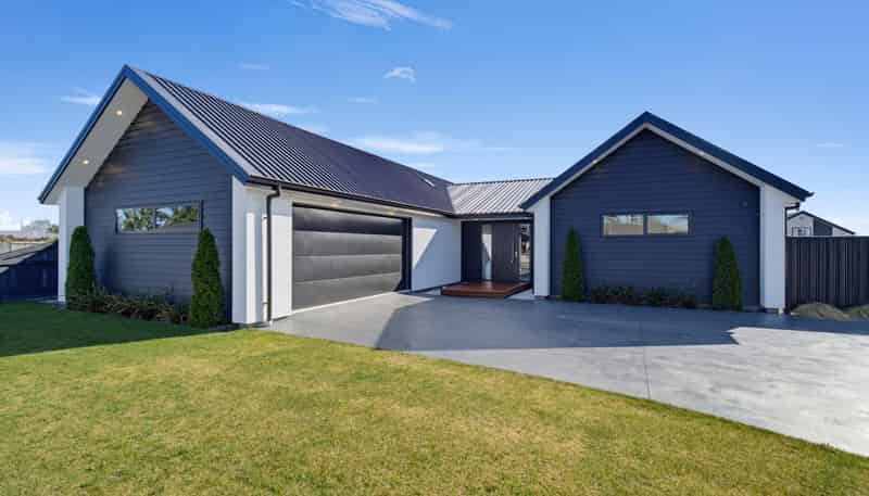 12 Jag Way, Tinwald