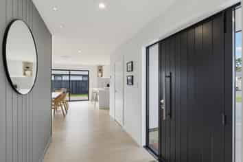 12 Jag Way, Tinwald