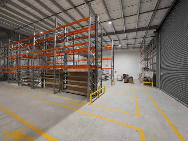 High Spec Industrial – Exceptionally Presented