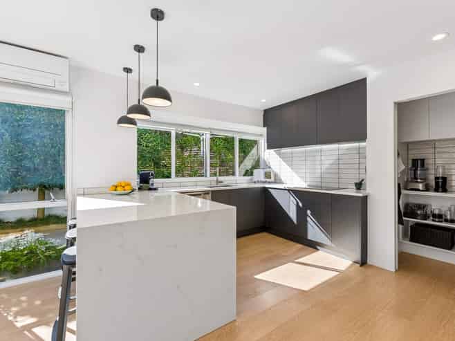 15B Wilding Avenue, Northcote Point