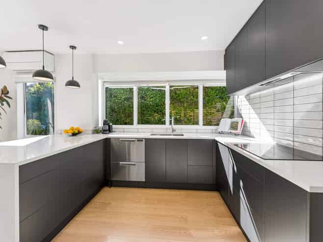 15B Wilding Avenue, Northcote Point